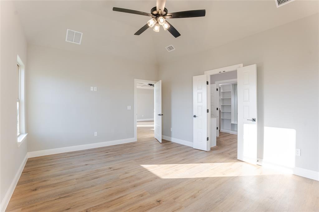 9211 Parkview Circle Tolar, TX 76476 - Photo 11 of 23