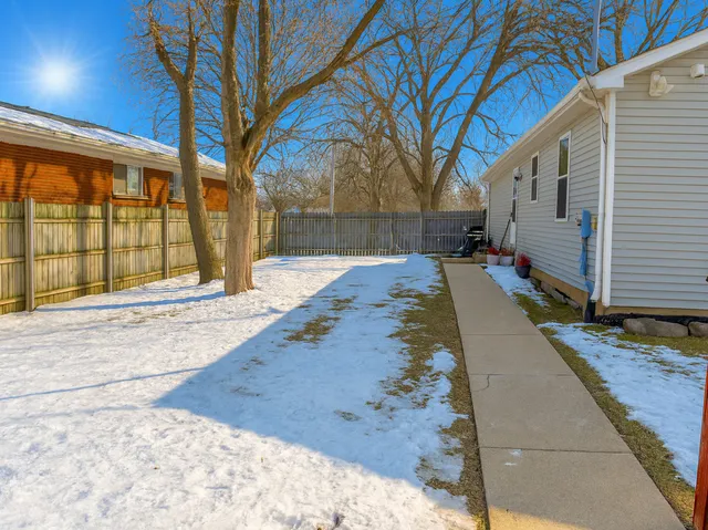 $269,900 | 1223 Greenfield Avenue, Waukegan, IL 60085