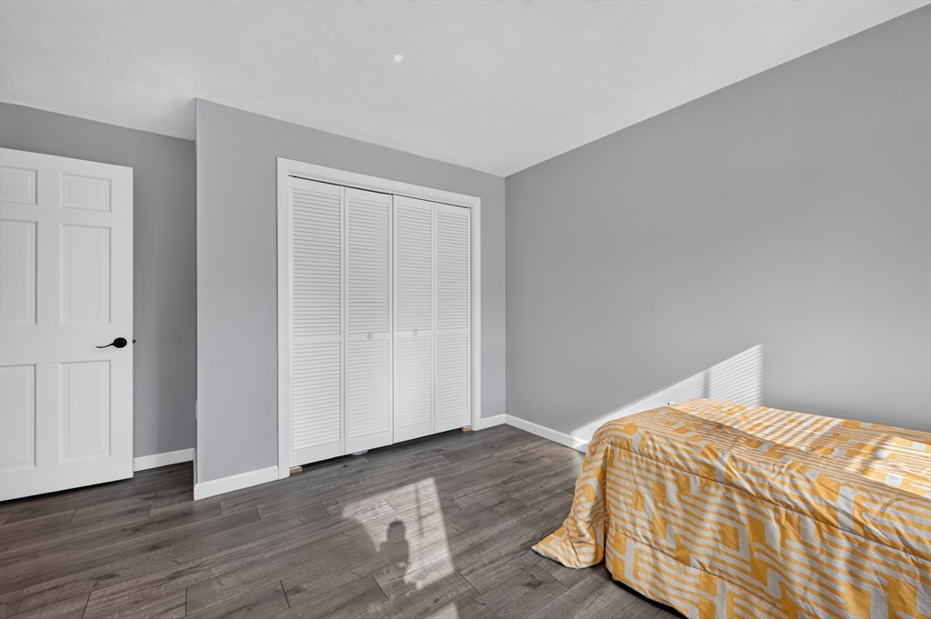 8 Mark's Way Sutton, MA 01590 - Photo 15 of 42