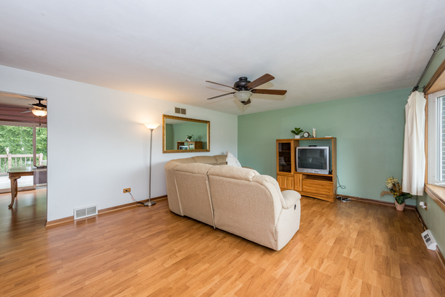 13780 West Wadsworth Road Wadsworth, IL 60083 - Photo 11 of 36 Gallery Image 11