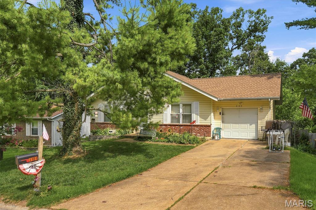 2103 Timber Lane Barnhart, MO 63012 - Photo 2 of 28