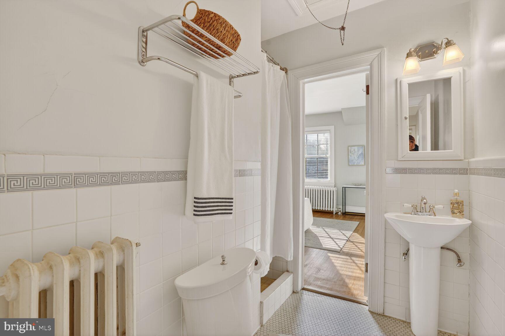 3811 Upton Street Northwest Washington, DC 20016 - Photo 18 of 38