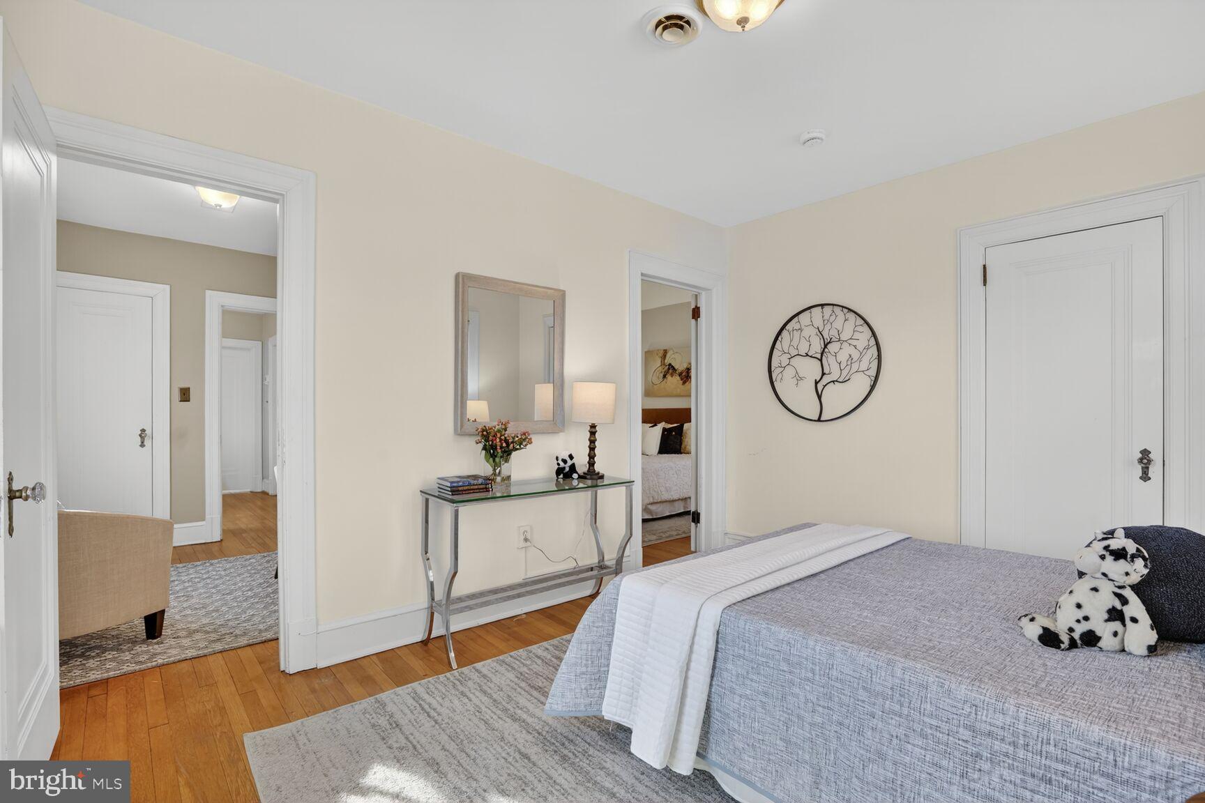 3811 Upton Street Northwest Washington, DC 20016 - Photo 20 of 38