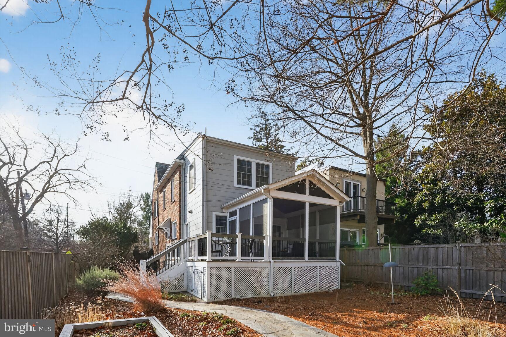 3811 Upton Street Northwest Washington, DC 20016 - Photo 31 of 38