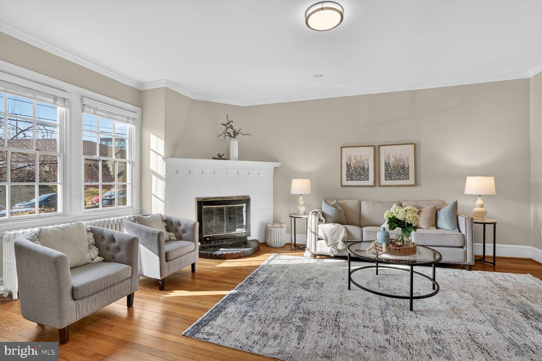 3811 Upton Street Northwest Washington, DC 20016 - Photo 4 of 38