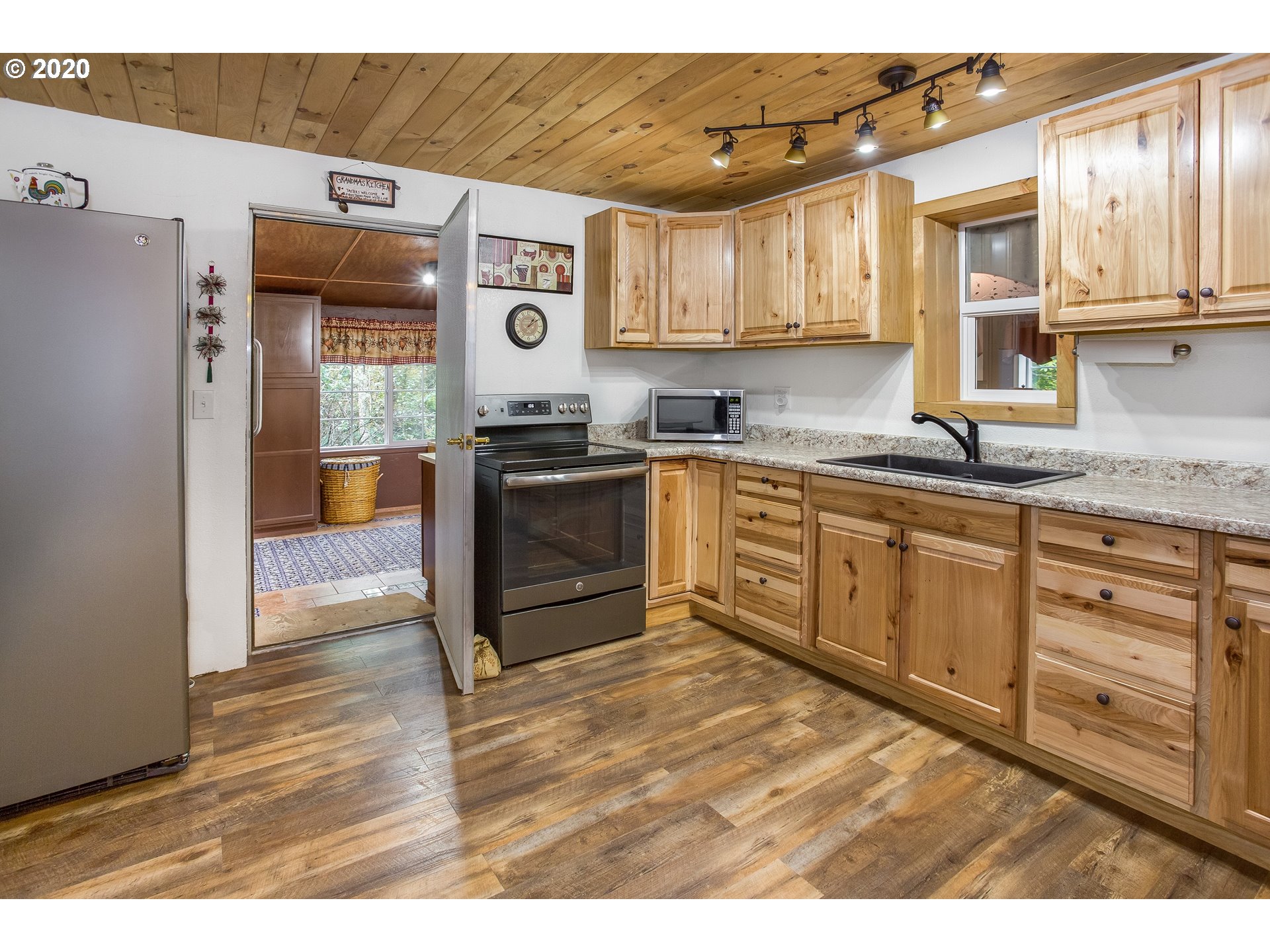76456 Alston Mayger Road Rainier, OR 97048 - Photo 22 of 32
