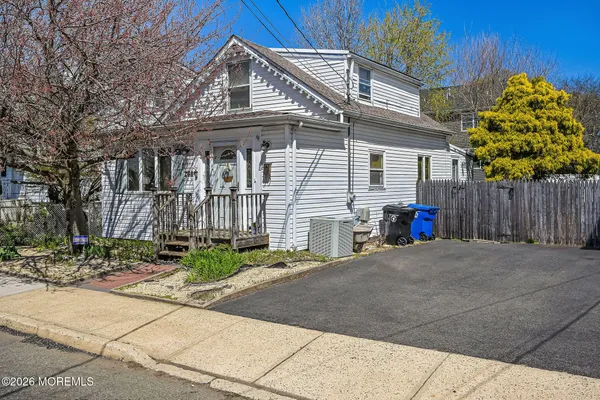 $435,000 | 238 Bray Avenue, Middletown, NJ 07748