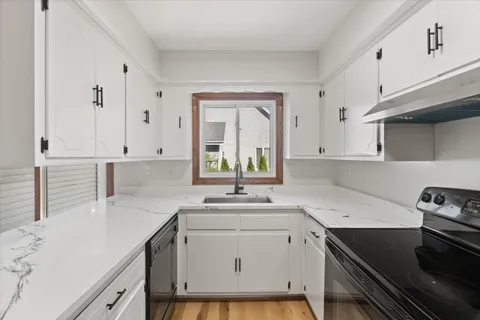 $349,900 | 8148 South 88th Street, Franklin, WI 53132