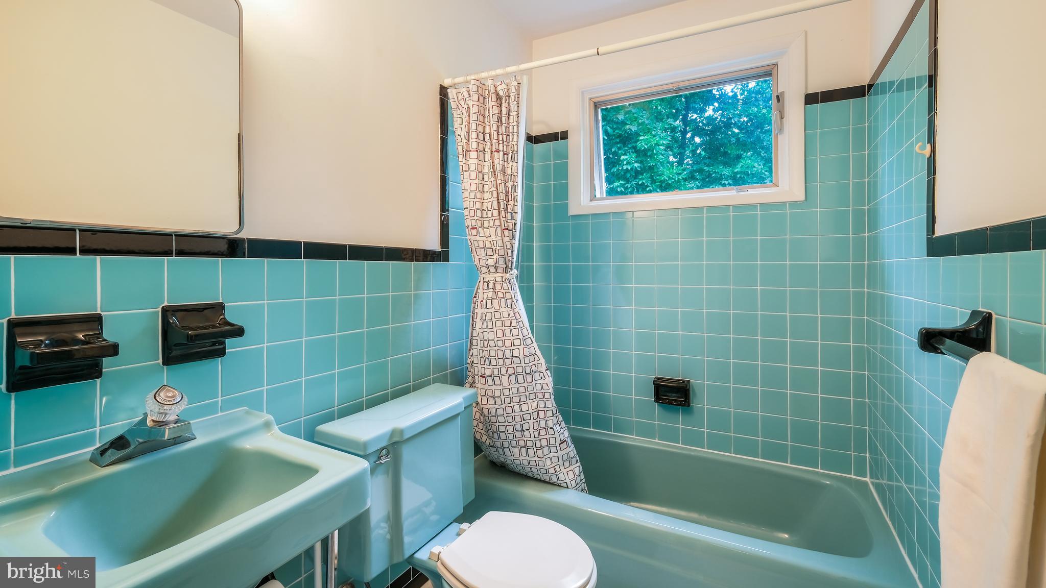 5717 Stump Road Pipersville, PA 18947 - Photo 32 of 45 Spare hall bathroom