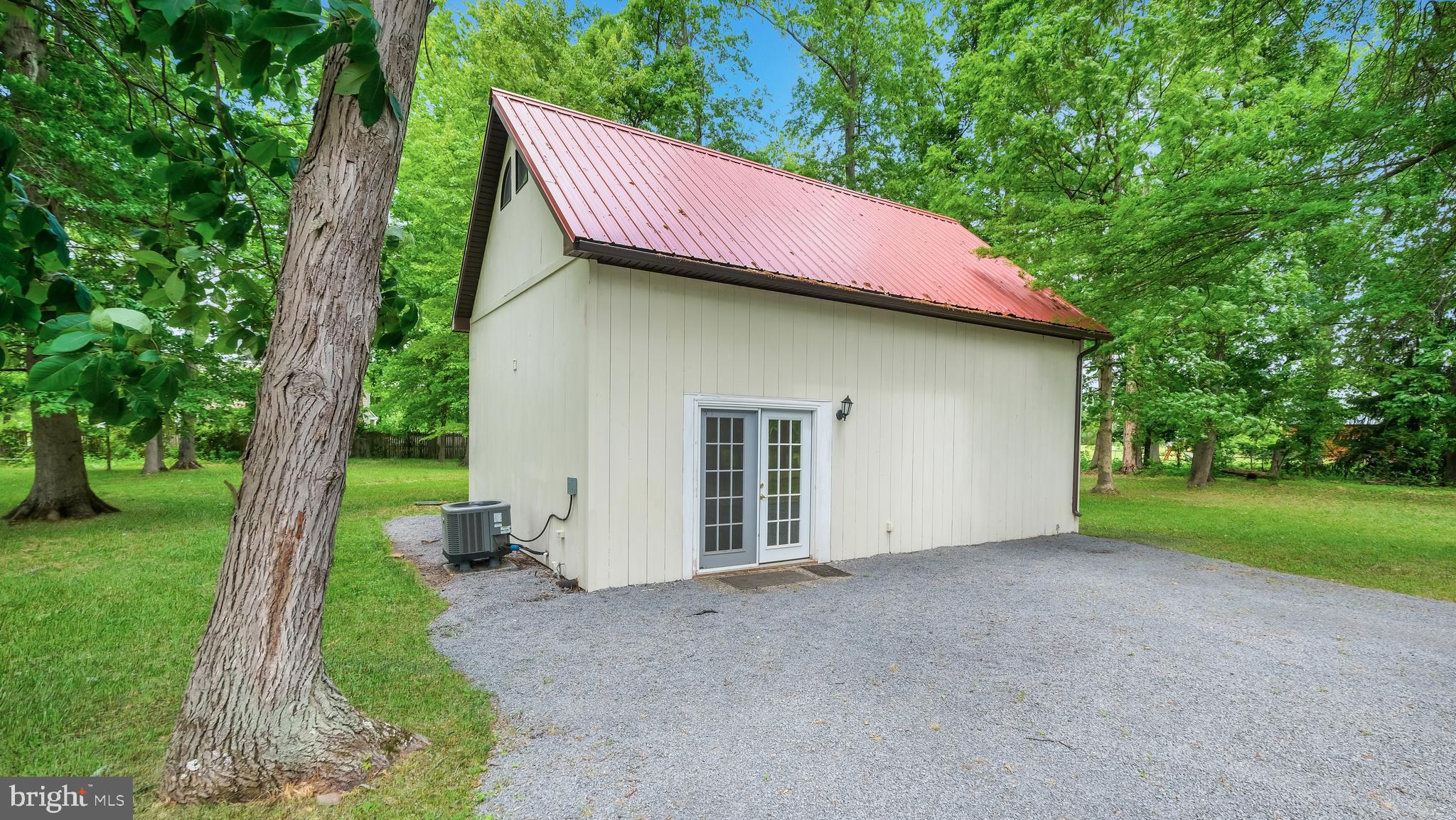 5717 Stump Road Pipersville, PA 18947 - Photo 5 of 45 Studio