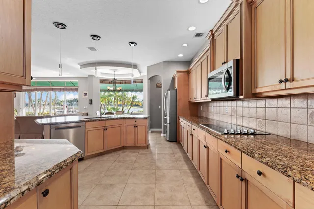 $1,250,000 | 9566 Worswick Court, Wellington, FL 33414