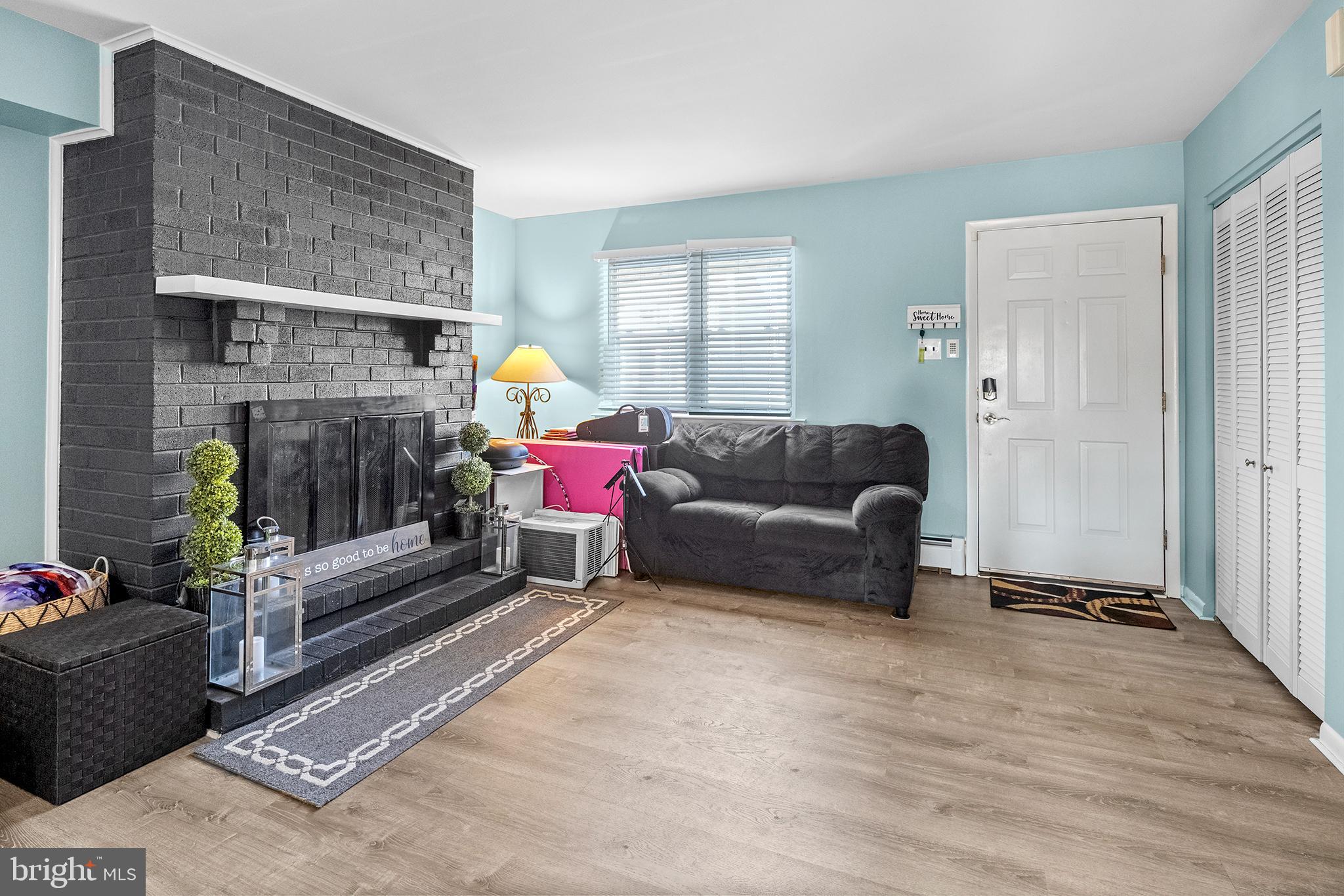 2105 Walnut Ridge Drive Pottstown, PA 19464 - Photo 4 of 62