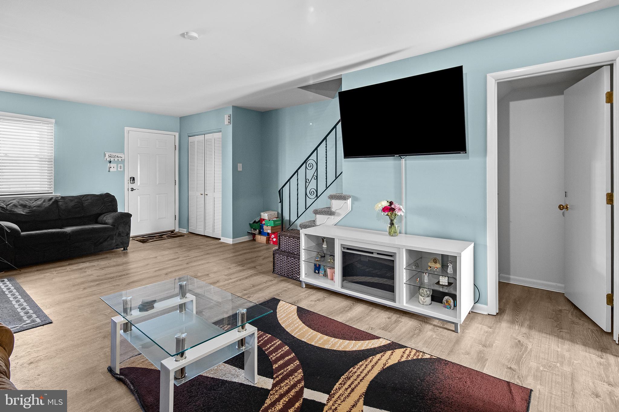 2105 Walnut Ridge Drive Pottstown, PA 19464 - Photo 5 of 62