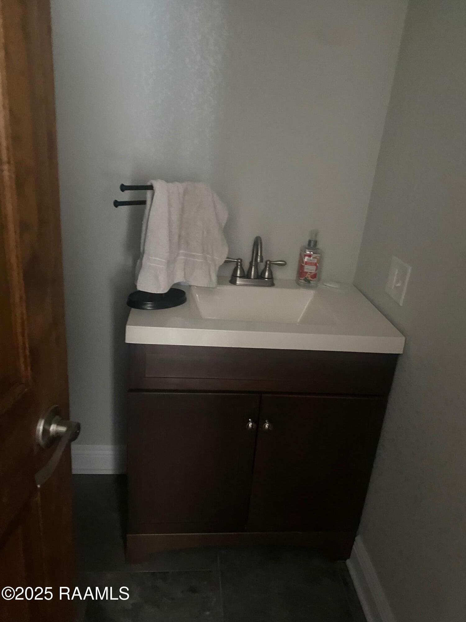 404 Sanders Street Franklin, LA 70538 - Photo 7 of 22 404 A 1.2 bath