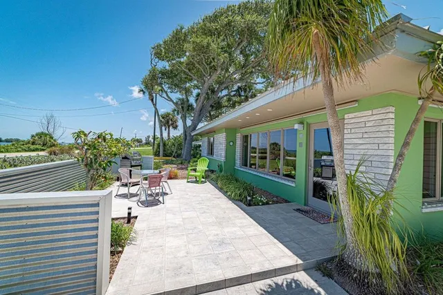 $1,475,000 | 13025 North Indian River Drive, Sebastian, FL 32958