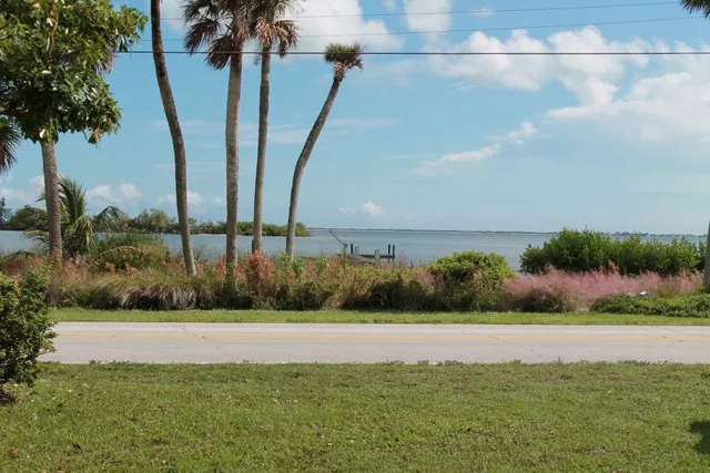 $1,475,000 | 13025 North Indian River Drive, Sebastian, FL 32958