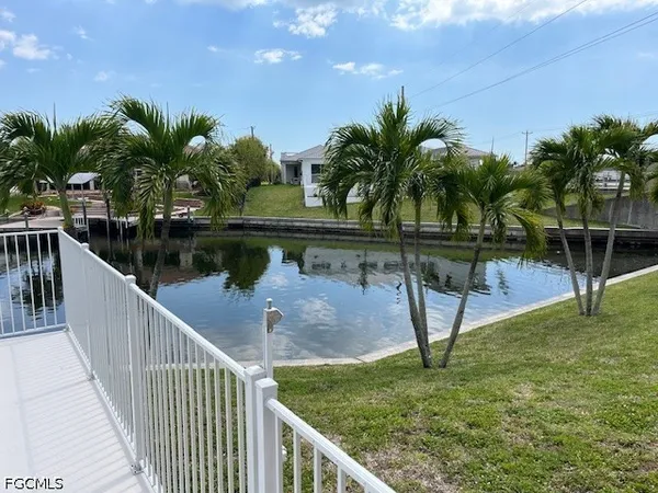 $3,100 | 2026 Southwest 40th Terrace, Cape Coral, FL 33914