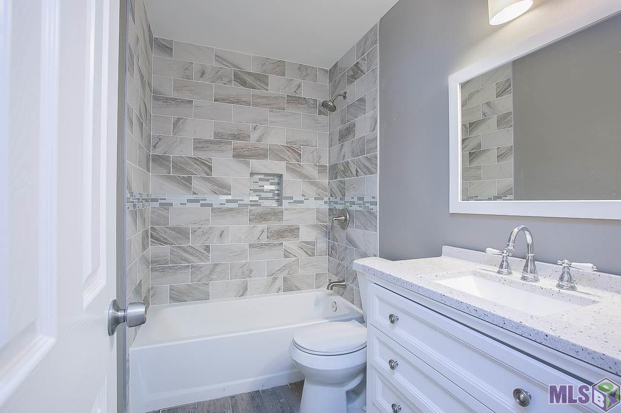 44122 Lake Village Road Prairieville, LA 70769 - Photo 11 of 18 Gallery Image 11