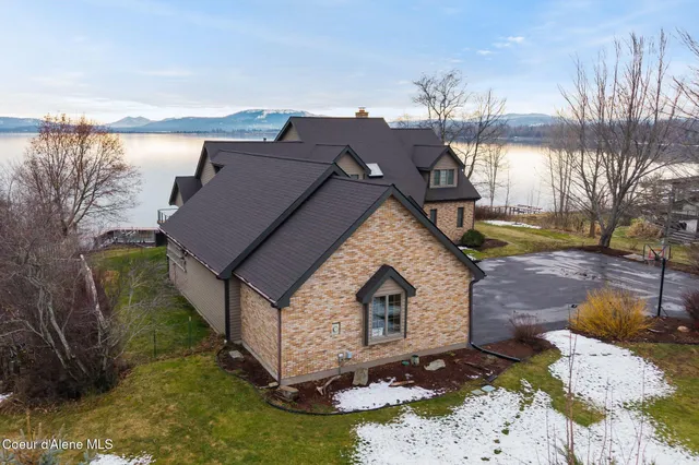$4,295,000 | 540 Ponder Pt Drive, Sandpoint, ID 83864