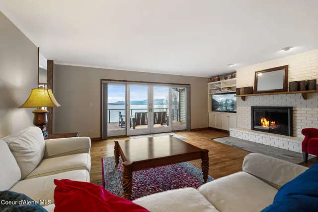 $4,295,000 | 540 Ponder Pt Drive, Sandpoint, ID 83864