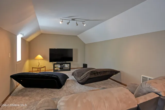 $4,395,000 | 540 Ponder Pt Drive, Sandpoint, ID 83864