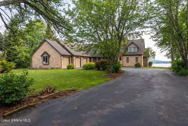 $4,295,000 | 540 Ponder Pt Drive, Sandpoint, ID 83864