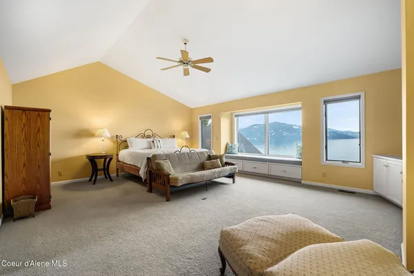 $4,295,000 | 540 Ponder Pt Drive, Sandpoint, ID 83864