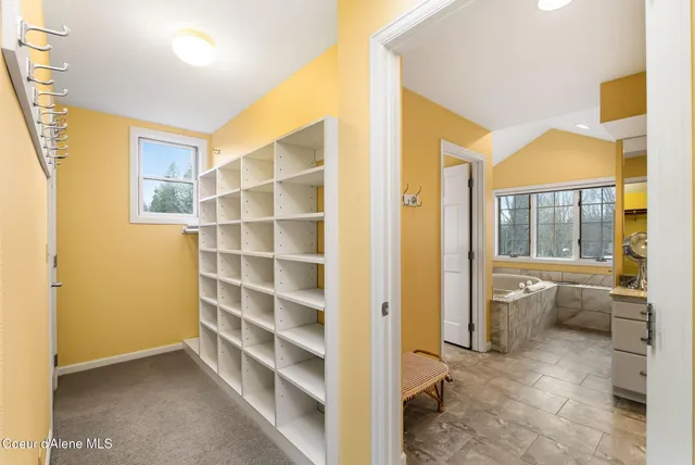 $4,295,000 | 540 Ponder Pt Drive, Sandpoint, ID 83864