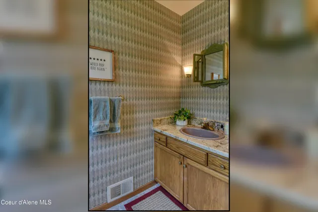 $4,295,000 | 540 Ponder Pt Drive, Sandpoint, ID 83864