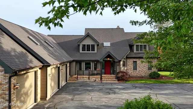 $4,395,000 | 540 Ponder Pt Drive, Sandpoint, ID 83864
