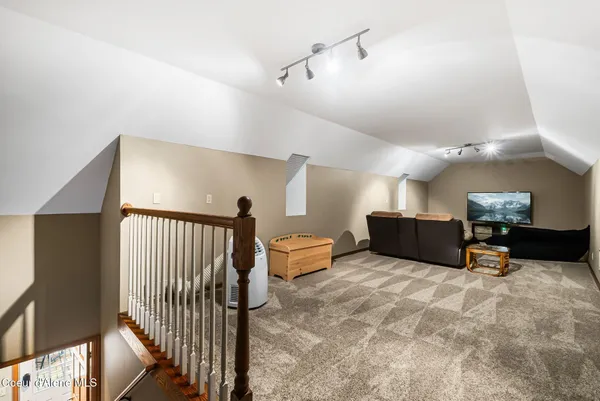 $4,295,000 | 540 Ponder Pt Drive, Sandpoint, ID 83864