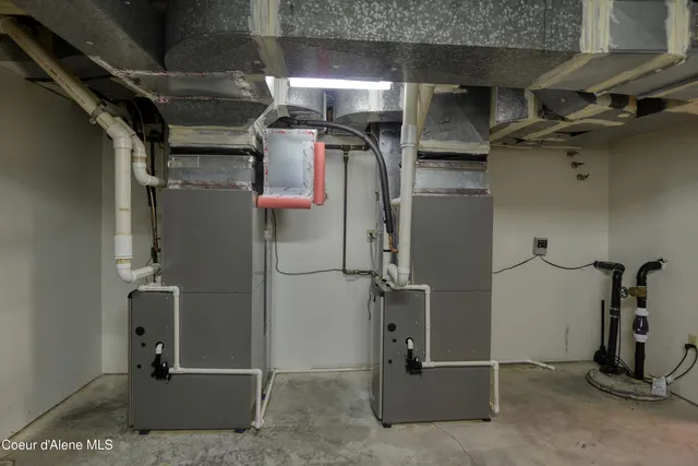 $4,295,000 | 540 Ponder Pt Drive, Sandpoint, ID 83864