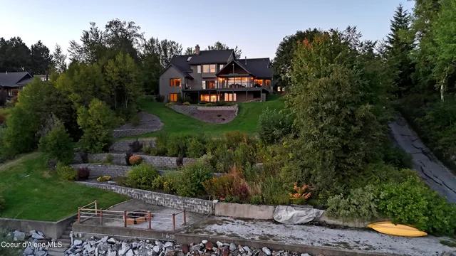 $4,295,000 | 540 Ponder Pt Drive, Sandpoint, ID 83864