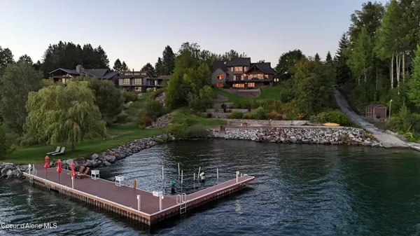 $4,295,000 | 540 Ponder Pt Drive, Sandpoint, ID 83864
