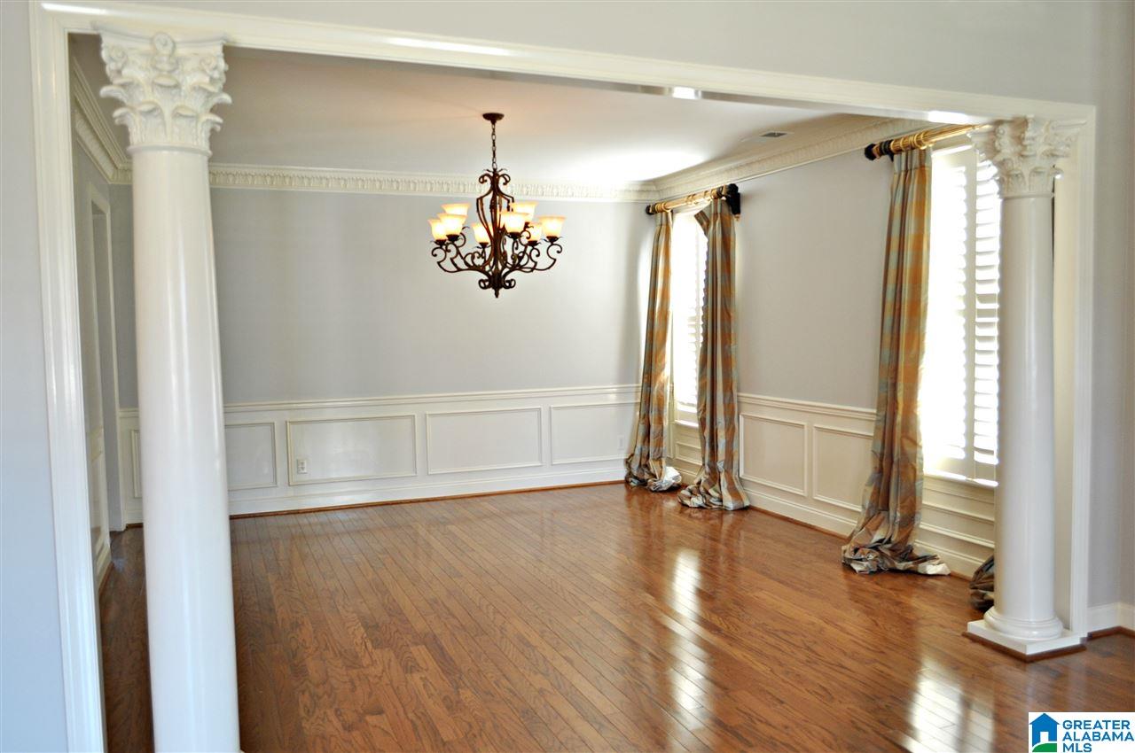 2605 Arbor Way Birmingham, AL 35244 - Photo 3 of 22