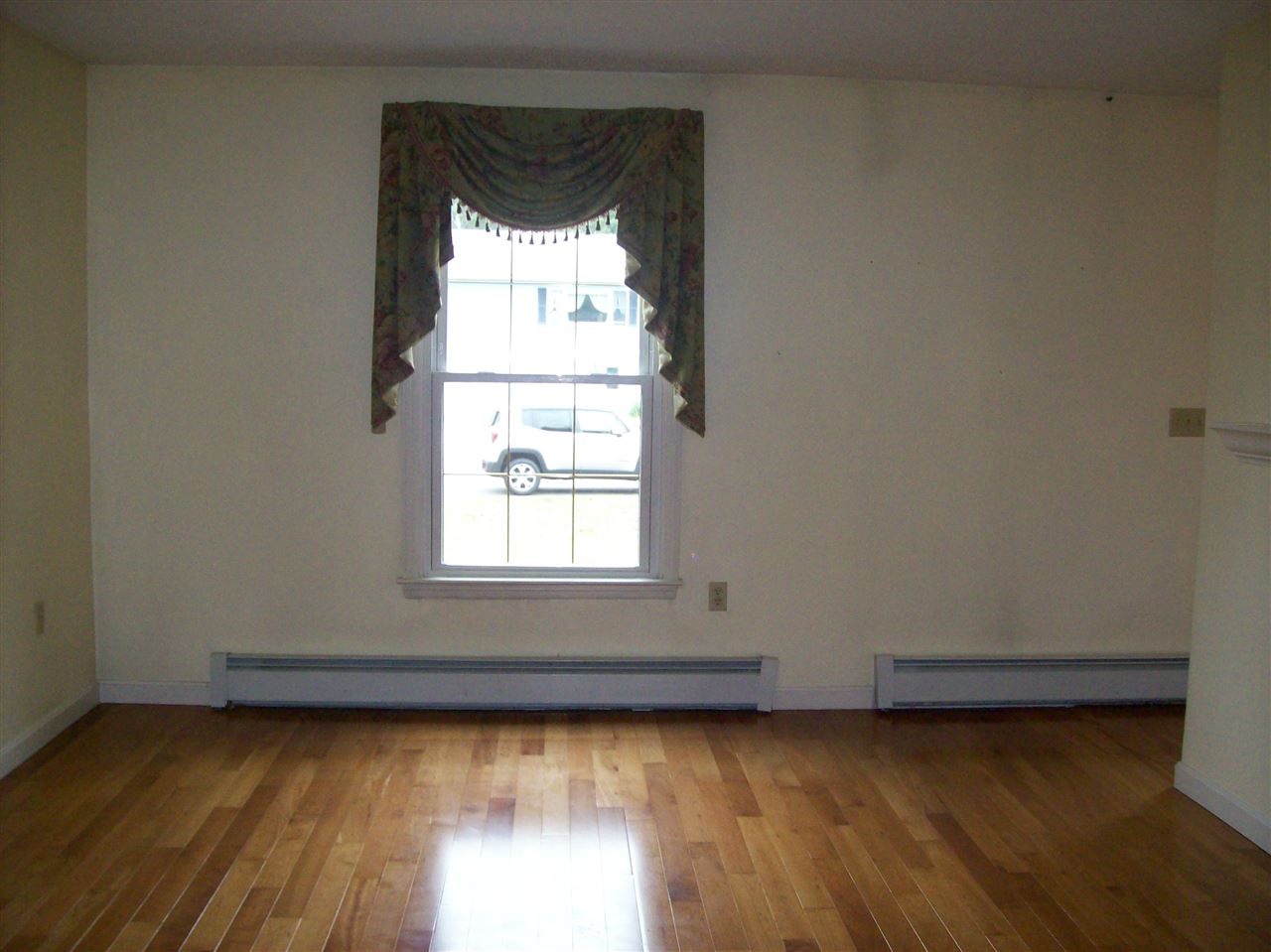 20 Riversedge Drive Salem, NH 03079 - Photo 4 of 12