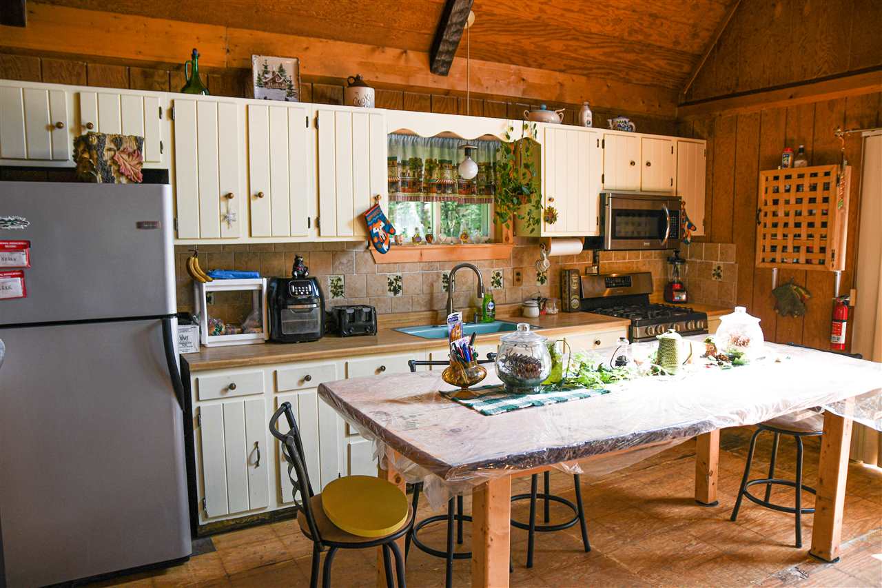 1279 Gale Chandler Road Landaff, NH 03585 - Photo 7 of 15