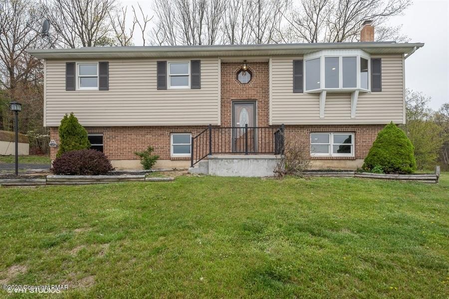 379 Hawk Road Saylorsburg, PA 18353 - Photo 1 of 22 01_379HAWKRD_2001_LowRes