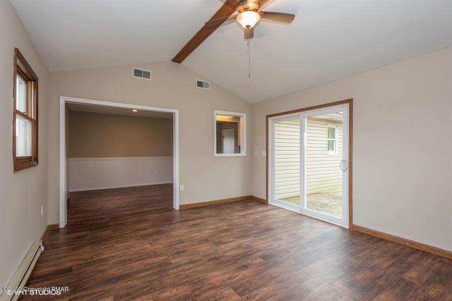 379 Hawk Road Saylorsburg, PA 18353 - Photo 10 of 22 10_379HAWKRD_2011_LowRes