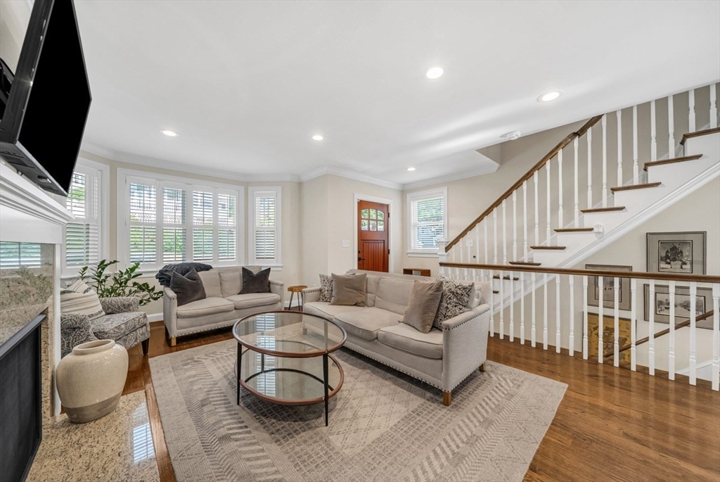27 Beryl Street Boston, MA 02131 - Photo 8 of 39