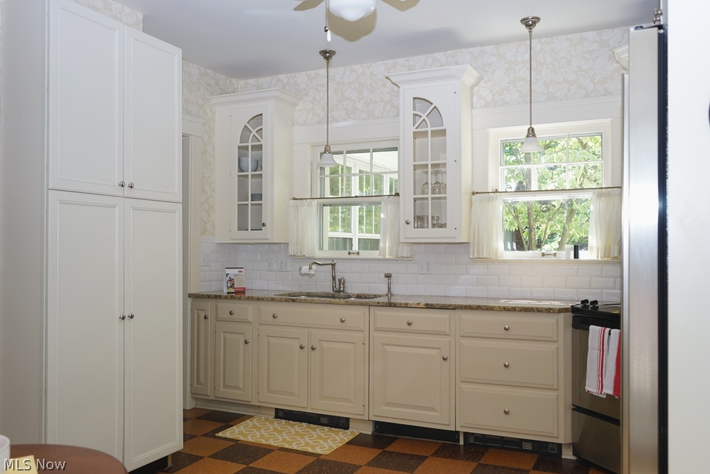 2900 Broxton Road Cleveland, OH 44120 - Photo 7 of 23