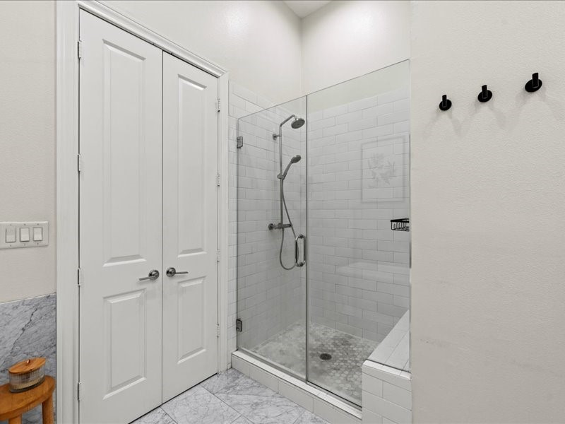 2605 Maxroy Street Houston, TX 77007 - Photo 28 of 36