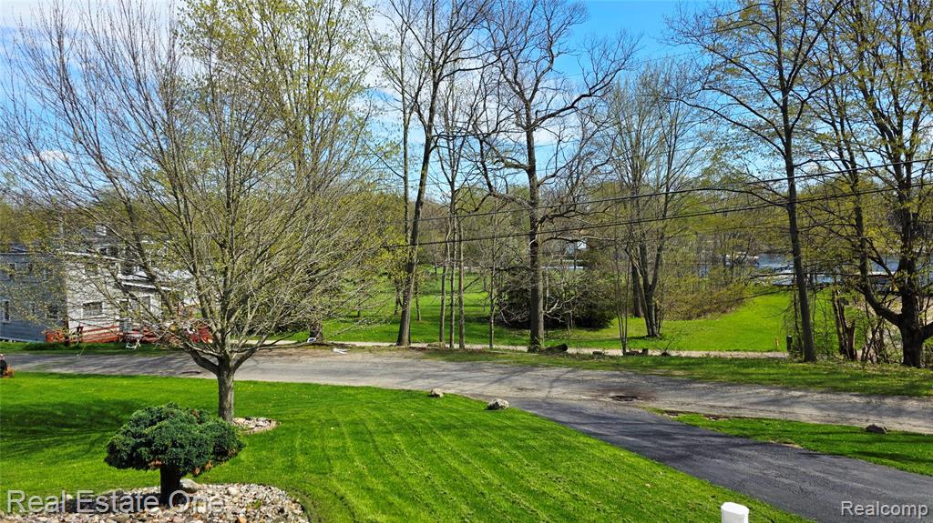 8751 Highland Road Watervliet, MI 49098 - Photo 14 of 17