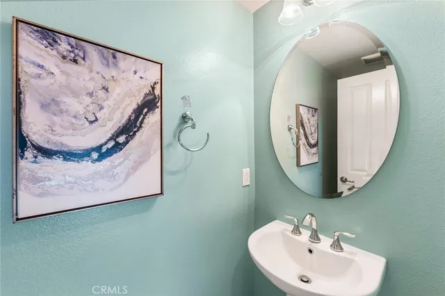 $1,275,000 | 22494 Brightwood Place, Saugus, CA 91350