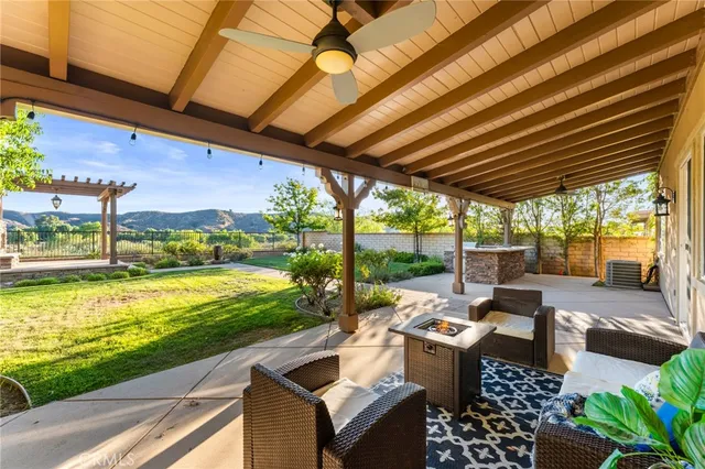 $1,275,000 | 22494 Brightwood Place, Saugus, CA 91350