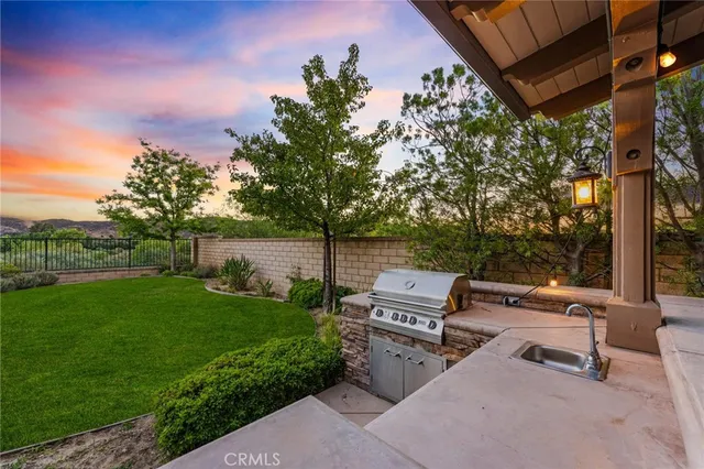 $1,275,000 | 22494 Brightwood Place, Saugus, CA 91350