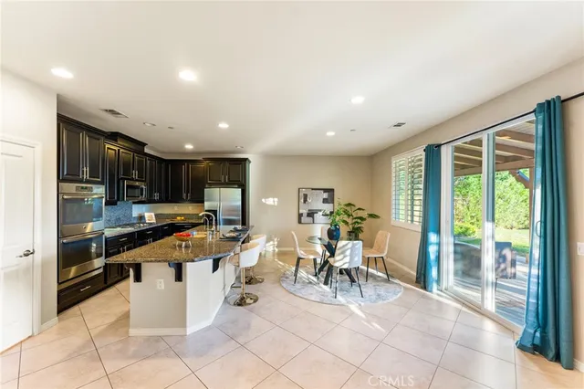 $1,275,000 | 22494 Brightwood Place, Saugus, CA 91350