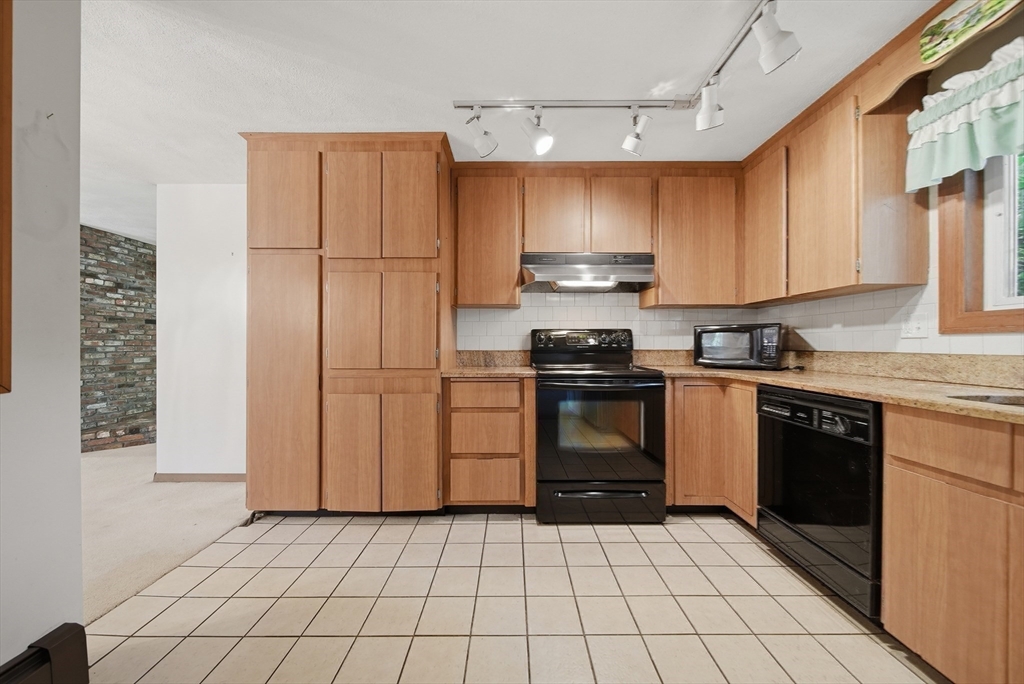 34 Cornell Road Danvers, MA 01923 - Photo 13 of 24 Gallery Image 13
