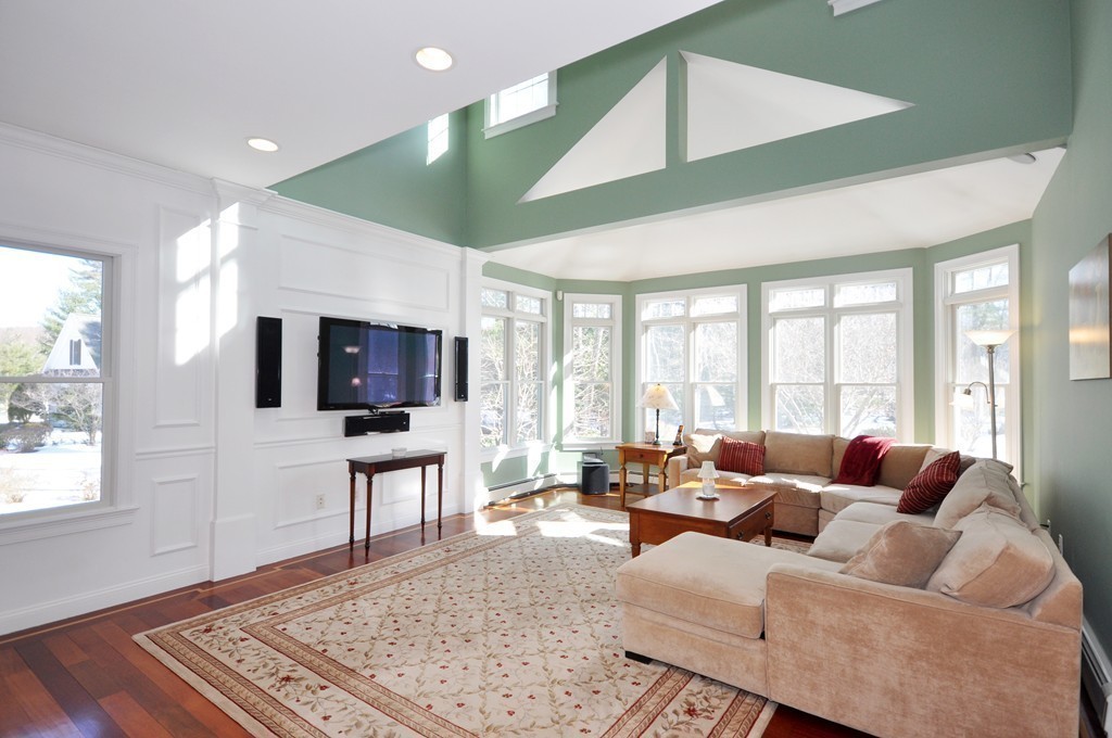 107 Fox Run Road Bolton, MA 01740 - Photo 13 of 30