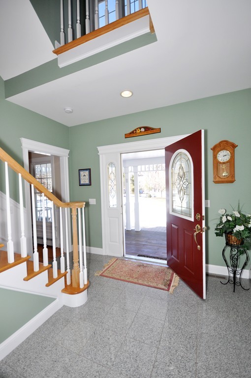 107 Fox Run Road Bolton, MA 01740 - Photo 3 of 30